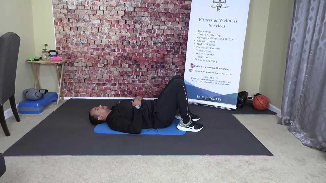 Quick Exersies Before Work or Bed with Coach Marcus