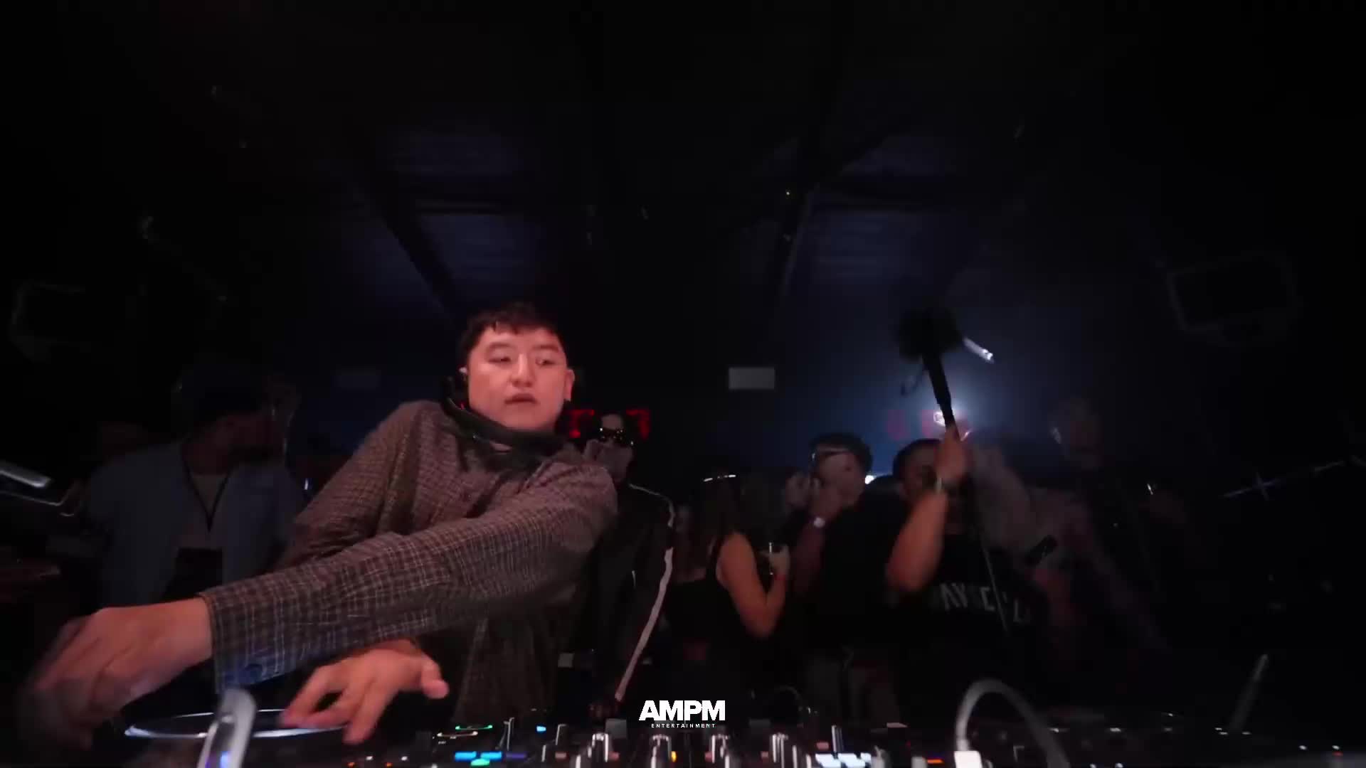 SIANGYOO Australia Tour   High-Energy Mix   Hip-Hop, R&B, Edits   01